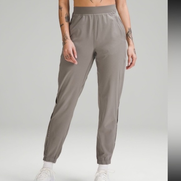 Lululemon adapted state HR jogger size 0 - Picture 1 of 11